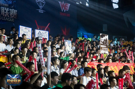 NIP官方致谢粉丝：9个月的酷暑 都抵不过粉丝热情的一半